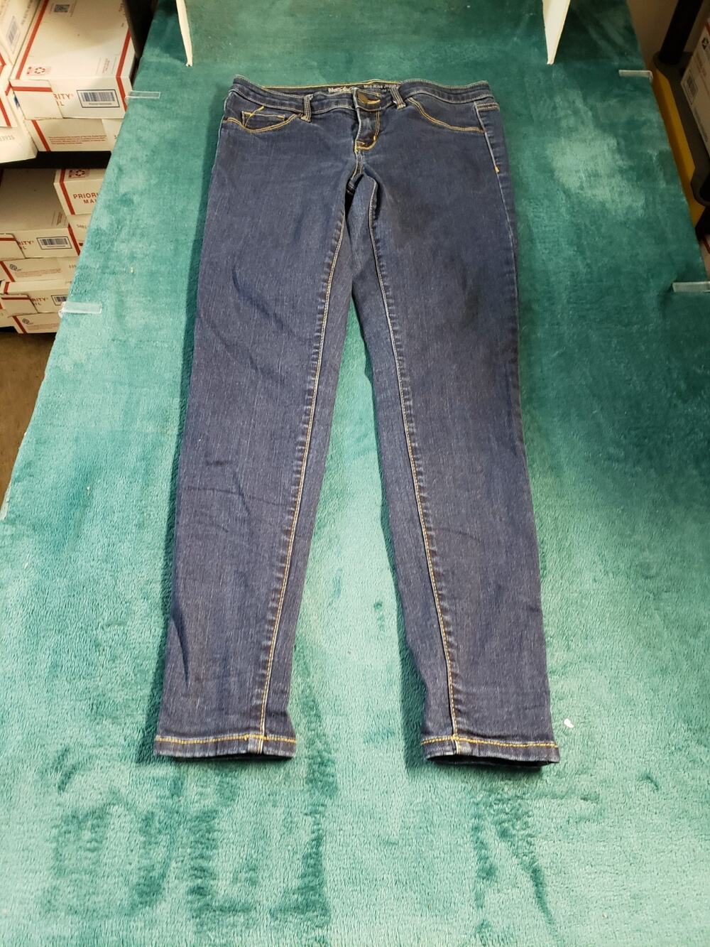Mossimo Jeans Size 6 Women Blue Pants Denim Stretch Ladies Mid Rise Jegging